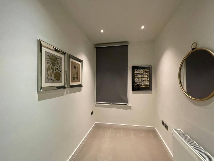 Quintessential Town House Close To Central לונדון מראה חיצוני תמונה